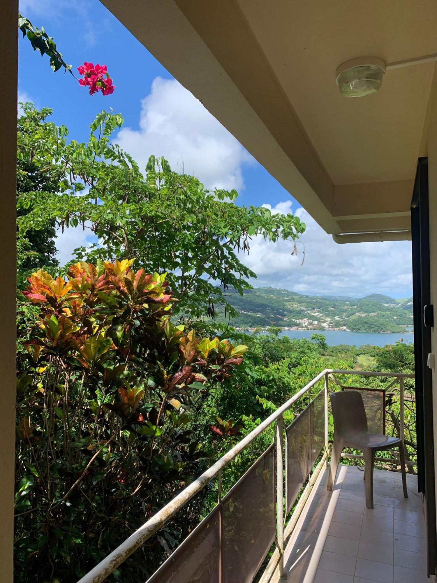 Top Hill Appartements 拉特里尼泰 外观 照片